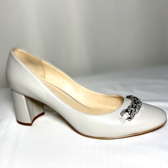 Low Heel Shoes block embroidered with silver strap - Picture 9 of 14